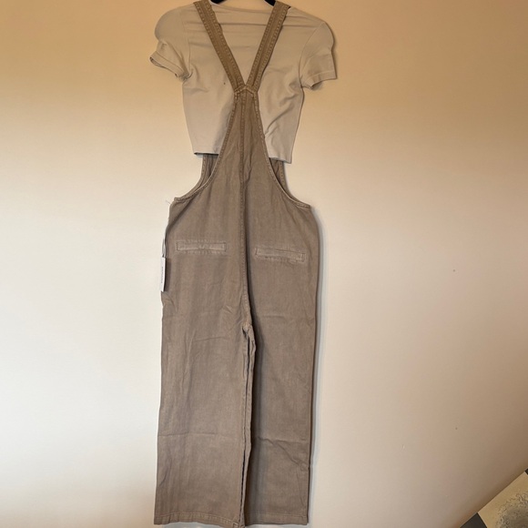 Zenana Outfitters Beige Knot-Detail Wide Overalls - Picture 6 of 8